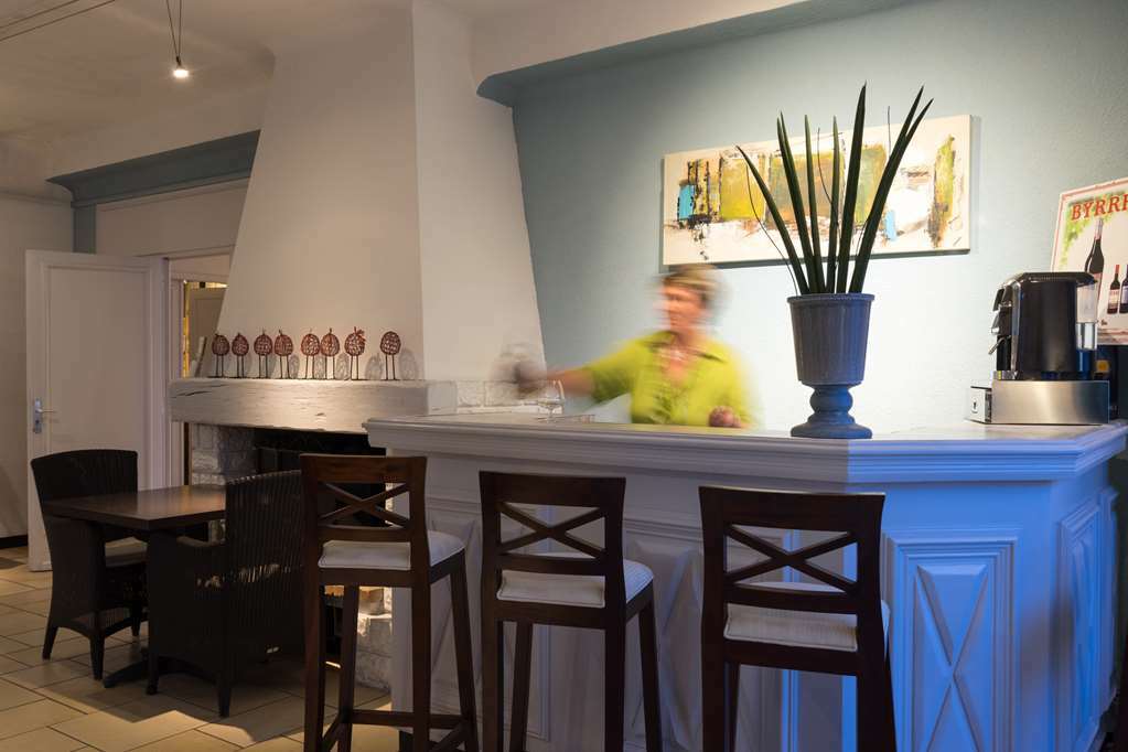 Hotel The Originals Perpignan Sud Le Grillon D'Or Le Boulou Ristorante foto