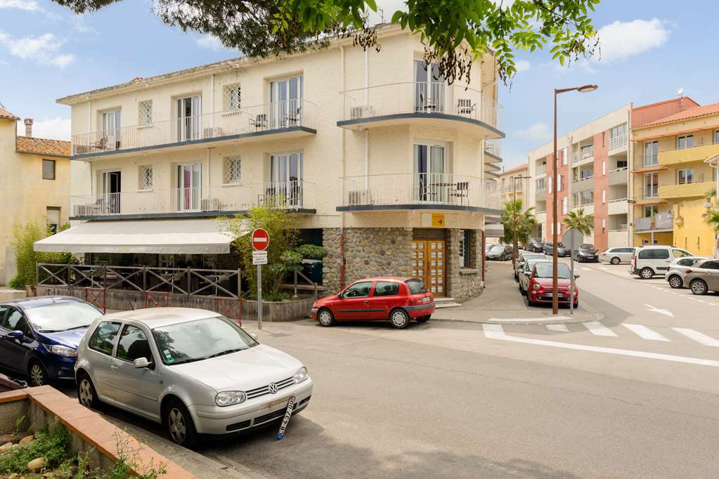 Hotel The Originals Perpignan Sud Le Grillon D'Or Le Boulou Esterno foto